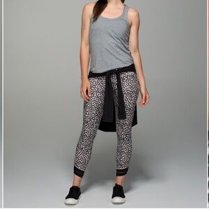 Lululemon High Times Pant Wrap Mesh In Ace Spot Grain Black / Black Size 8